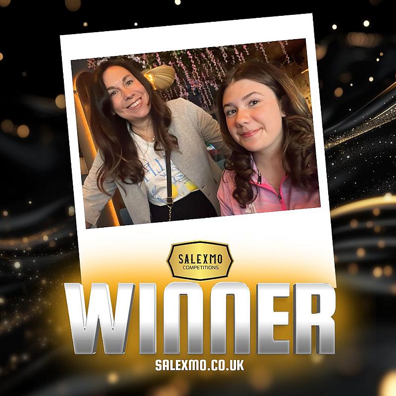 SANTA SPINS  50/50 CHANCE TO  WIN, £2000 END PRIZE 15/12/25